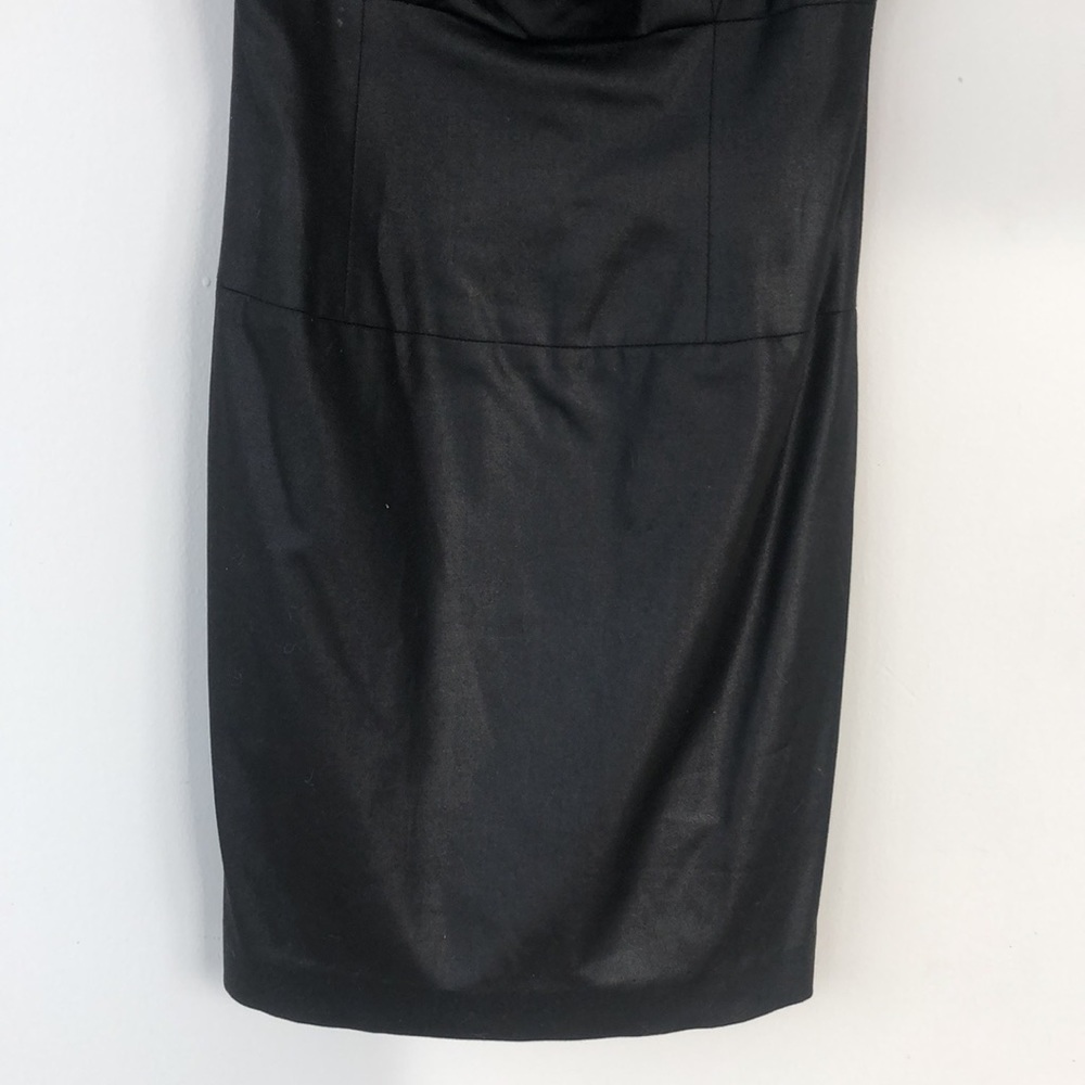 Black Halo mini dress. Never worn. - Picture 4 of 6